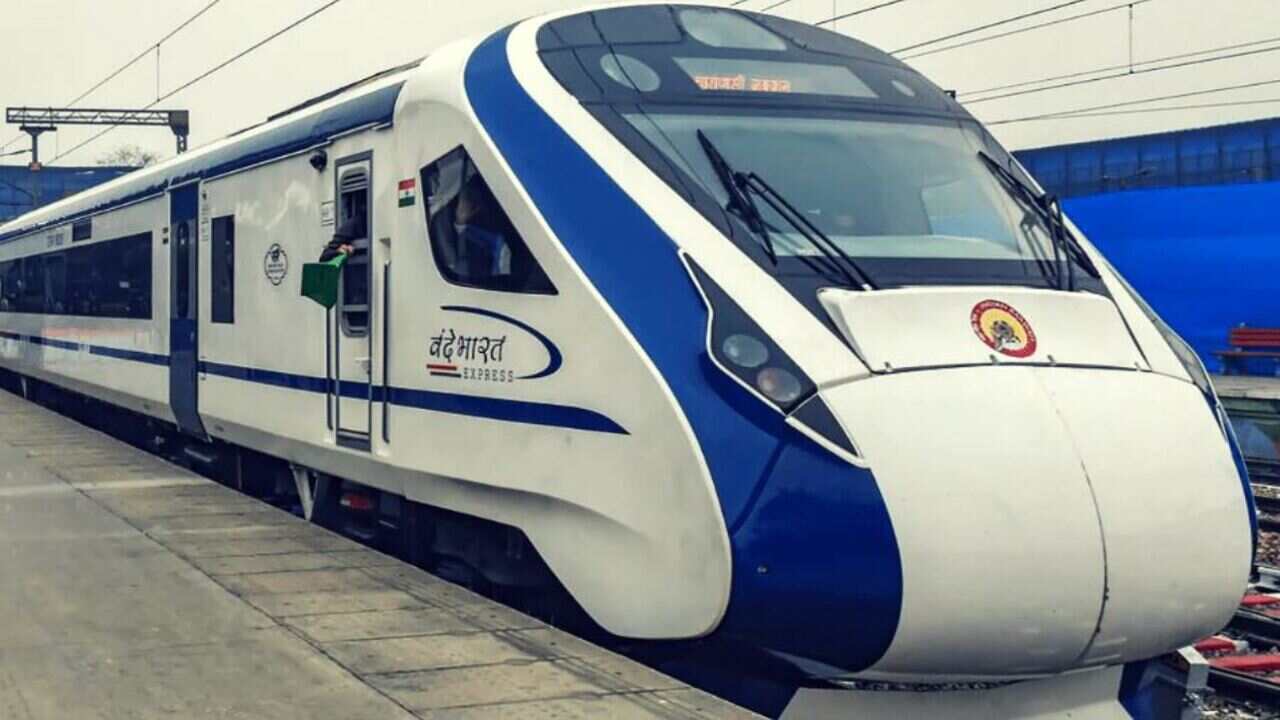 ऐसे IRCTC Ticket Booking करना पड़ेगा भारी, कैसे जाने असली है या नकली