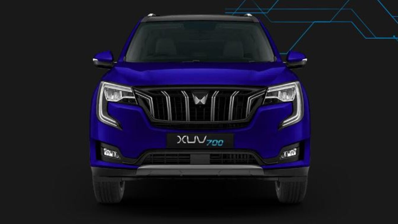 Mahindra XUV700 की बहुत जल्द एंट्री, इन कारों से होगी टक्कर