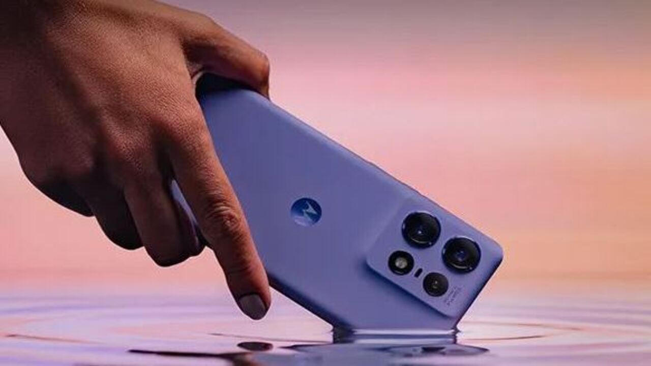 Motorola ने भारी डिस्काउंट के साथ Edge 50 Pro की बिक्री शुरू