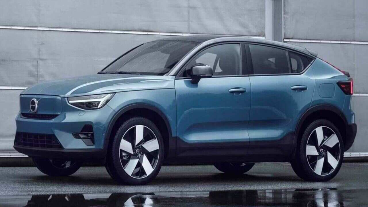 Volvo की इस कार को 2 लाख रुपये तक डिस्काउंट के साथ अभी लायें घर