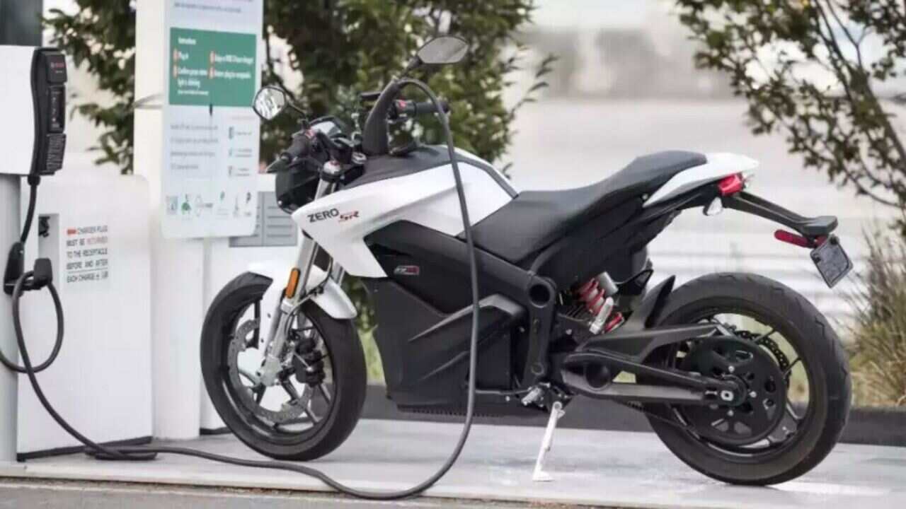 Electric Bike की बिक्री में 50% आई गिरावट, जानिए क्या है रीज़न