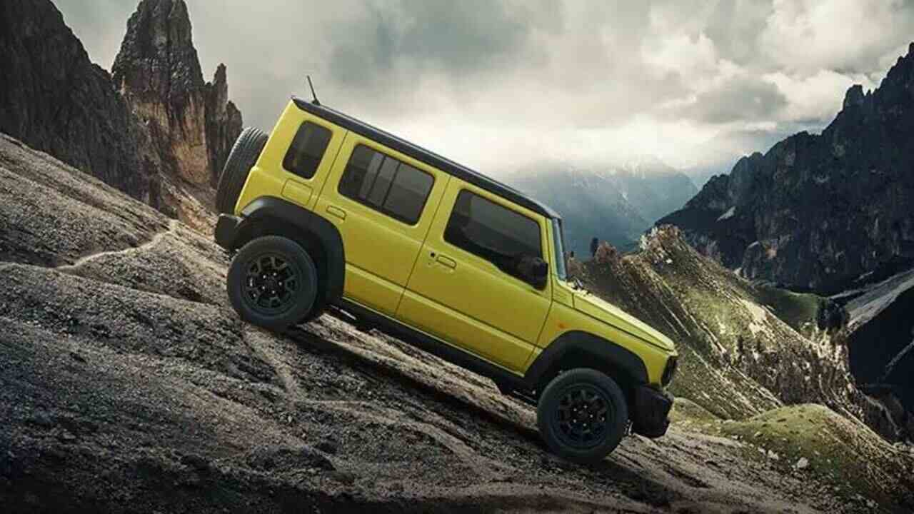 Maruti Suzuki Jimny पर ग्राहक को मिल रही 3.30 लाख रुपये का भारी छूट