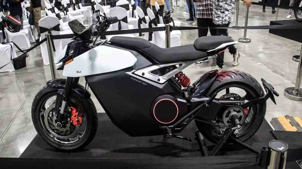 Ola ने मार्केट में लॉन्च की पहली इलेक्ट्रिक बाइक्स, देखें कीमत और फीचर्स